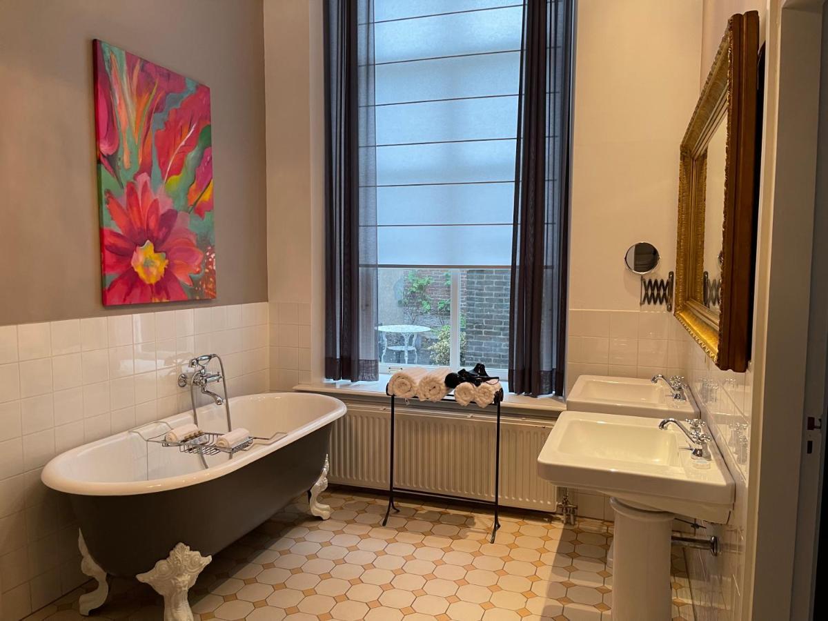 B&B Kerkstraatje3 Midden In Historisch Centrum Zutphen Luaran gambar