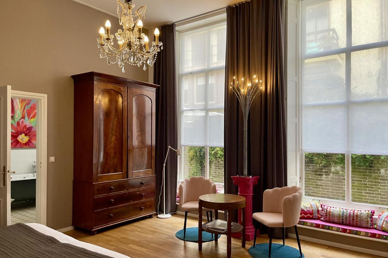 B&B Kerkstraatje3 Midden In Historisch Centrum Zutphen Luaran gambar