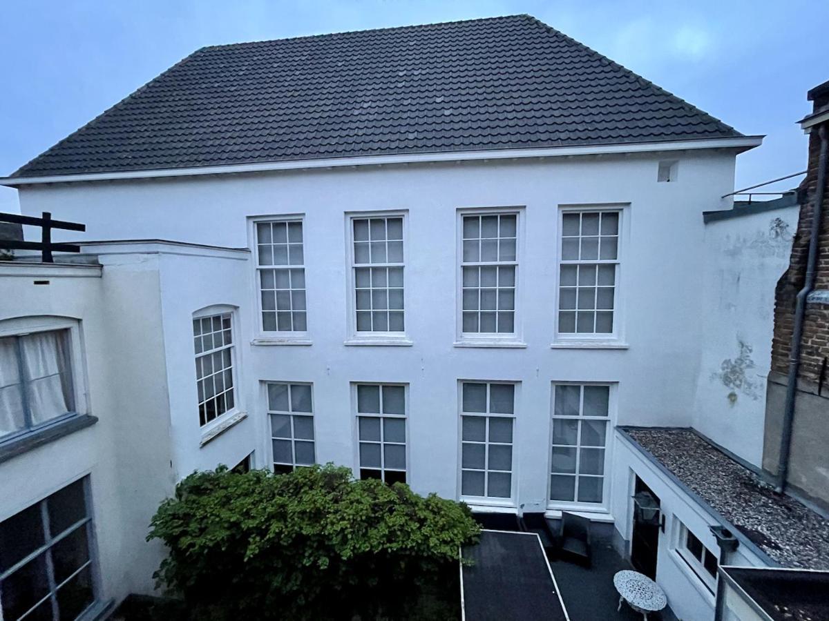 B&B Kerkstraatje3 Midden In Historisch Centrum Zutphen Luaran gambar