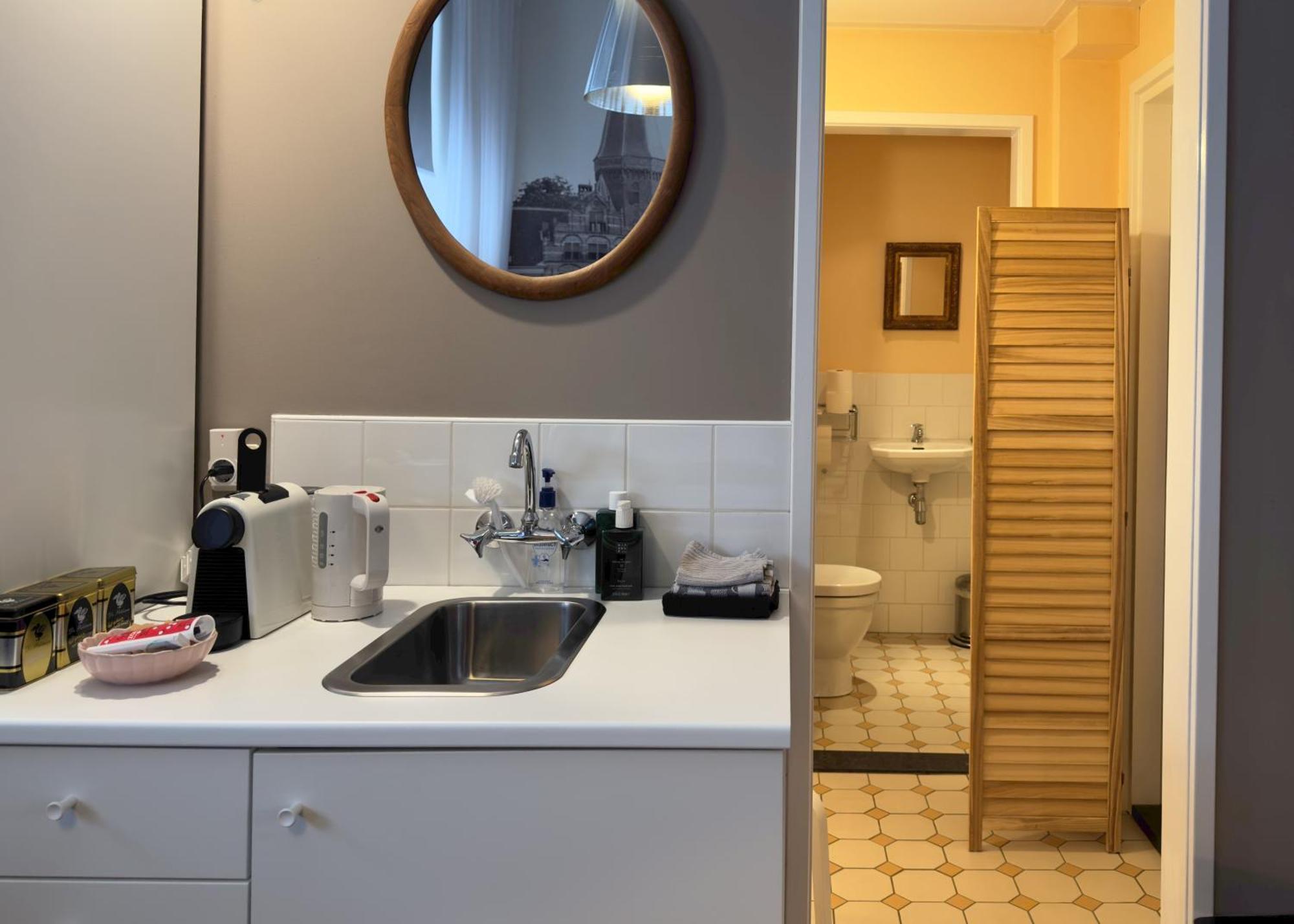 B&B Kerkstraatje3 Midden In Historisch Centrum Zutphen Luaran gambar